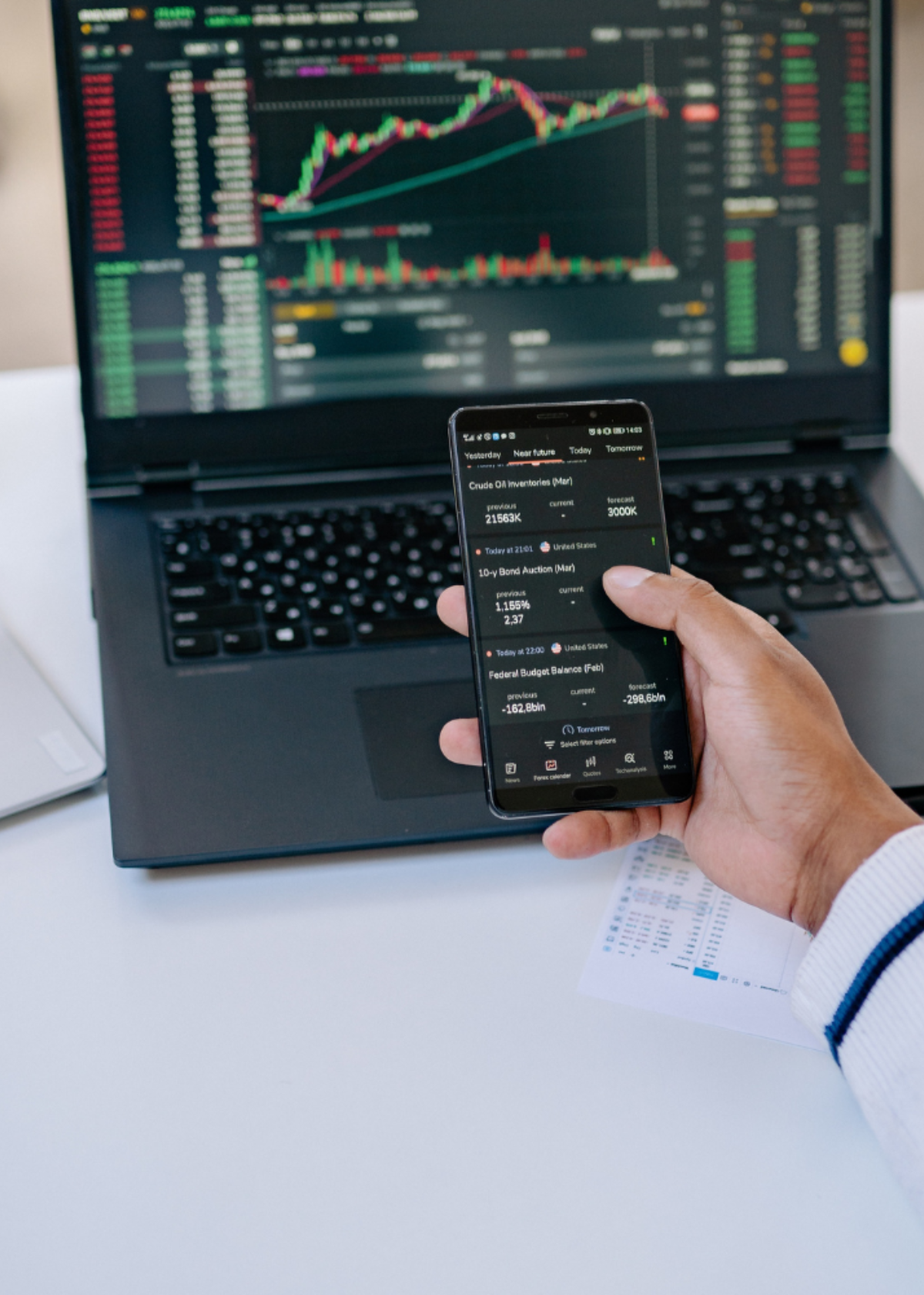 Beat the Market with Ease Get the Perfect Laptop to Enhance Your